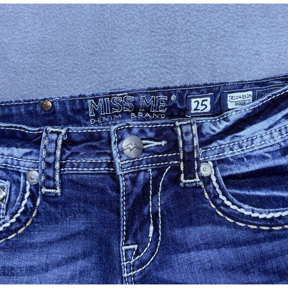 Miss Me Jeans Womens 25x29 Bootcut Lowrise Stretch Slim Studded Y2K USA - Picture 2 of 9